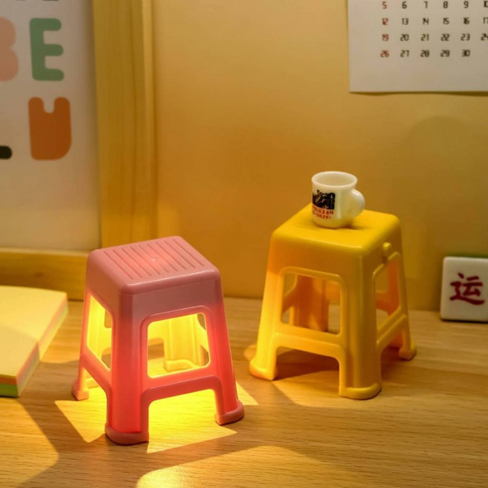 Stool-Shaped Light Vintage Cha - Phone Accessories Ideas recension och pris